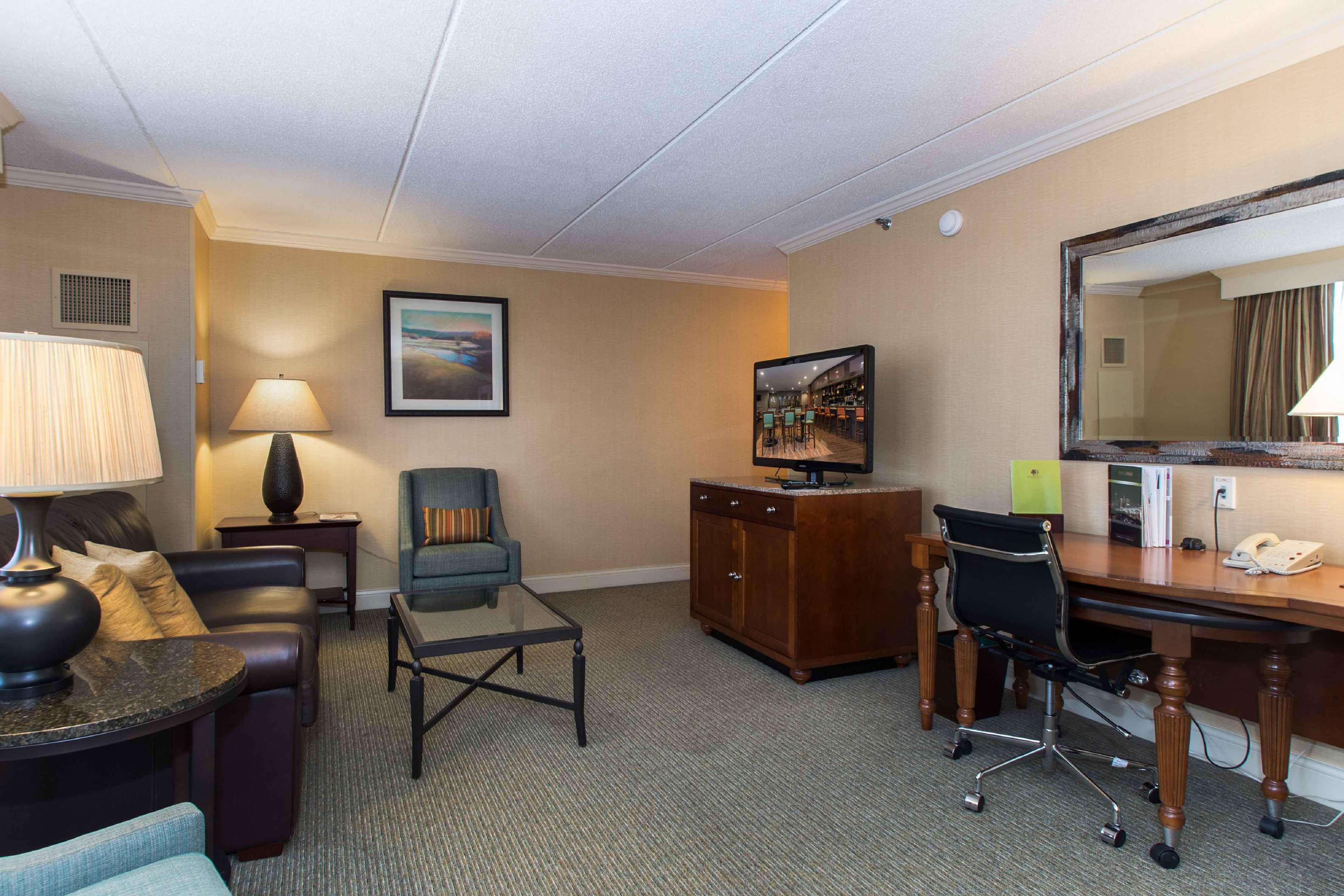 Doubletree By Hilton Cleveland East Beachwood Exteriér fotografie